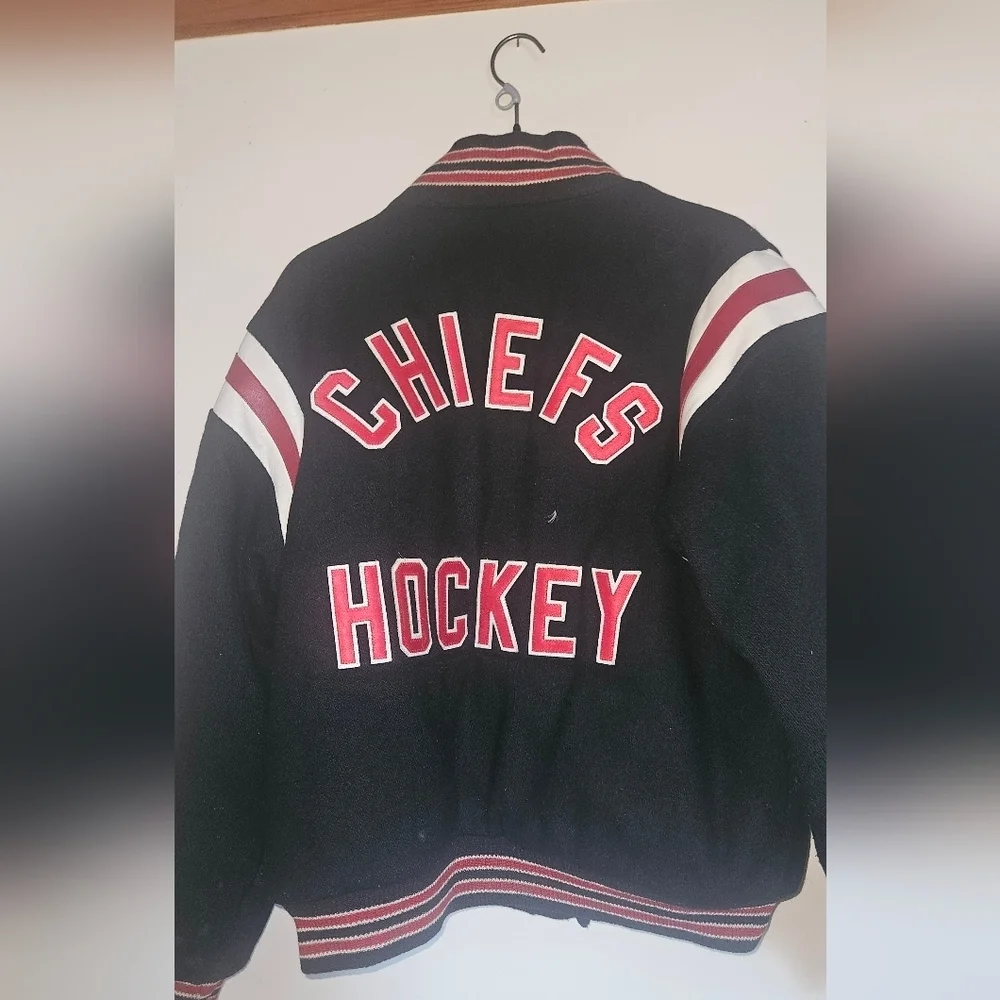 Vintage 80s 90s Rennoc Chiefs Hockey Varsity Jacket Wool & Leather Trim – Black